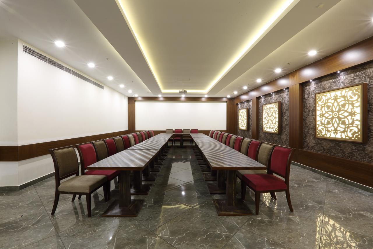Grand Hotel Nawanshahr Nawāshahr Exterior foto