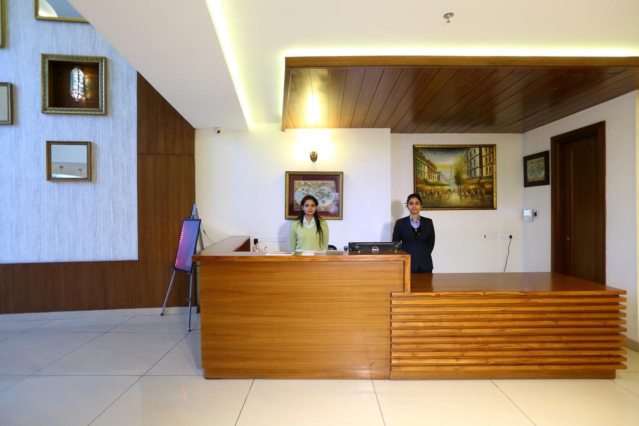 Grand Hotel Nawanshahr Nawāshahr Exterior foto