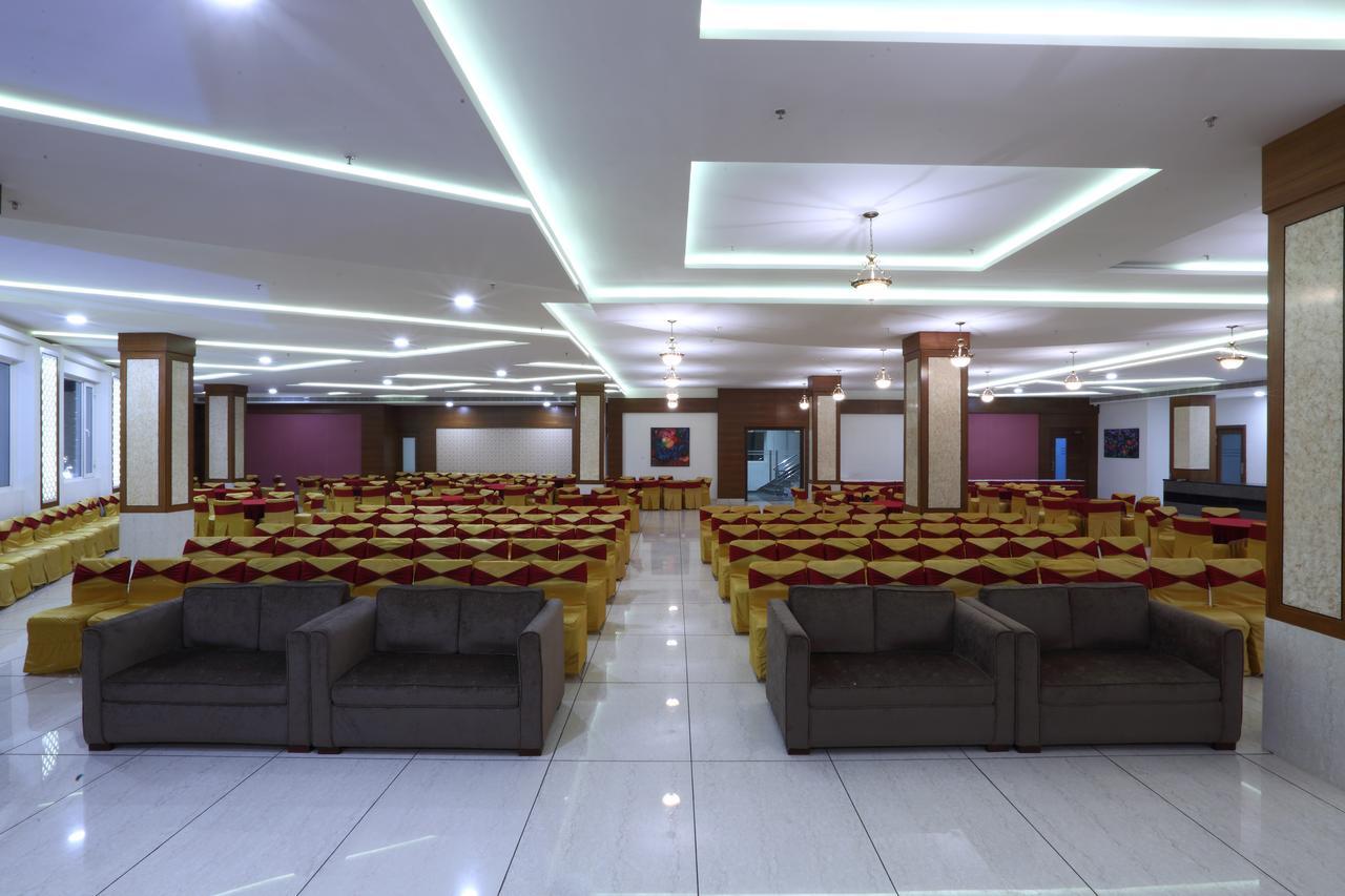 Grand Hotel Nawanshahr Nawāshahr Exterior foto